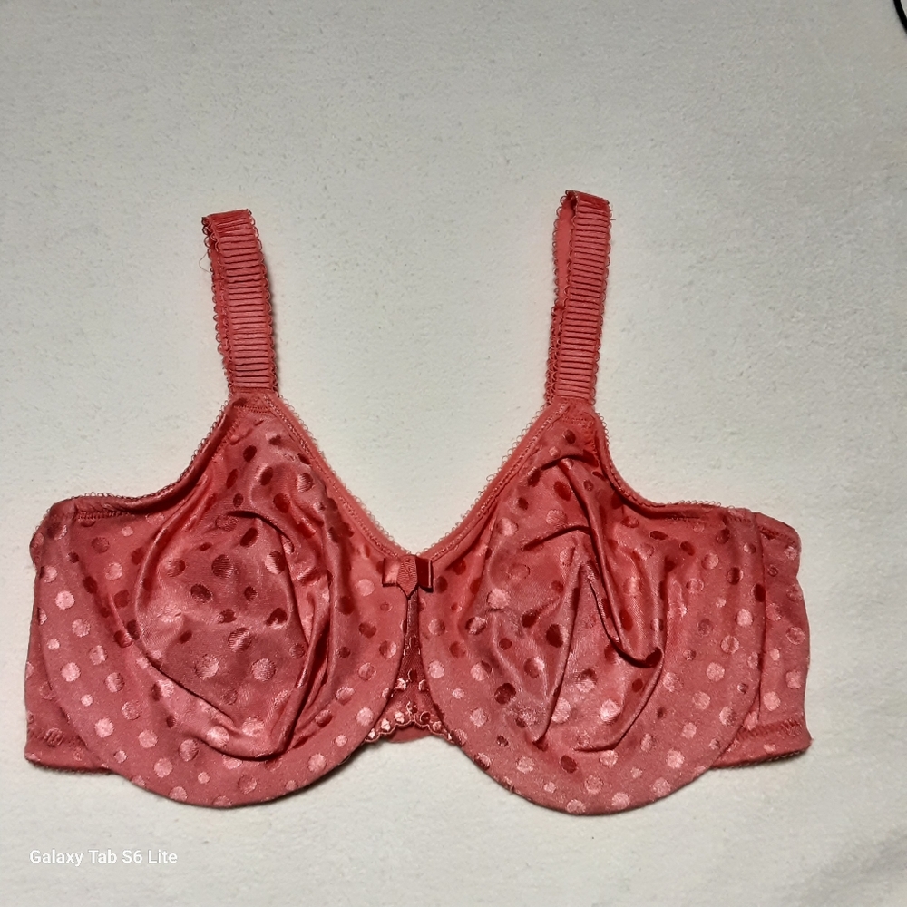 WACOAL Women's Bra  Coral-red Polka Dot Size 36DDD.